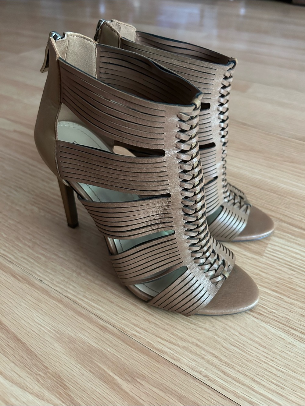 BCBGeneration Tan Leather Cerinah Heels Size 7M